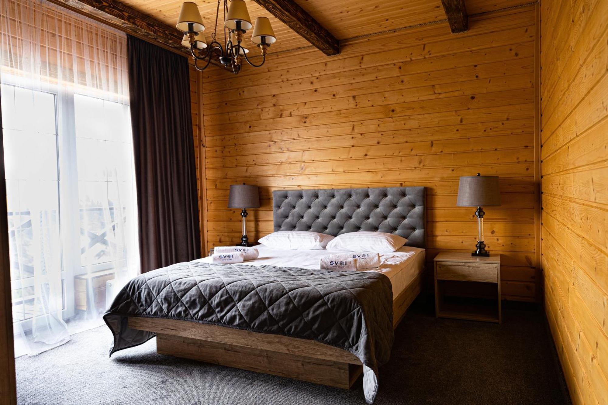 Svoi Hotel Paljanycja Exteriér fotografie